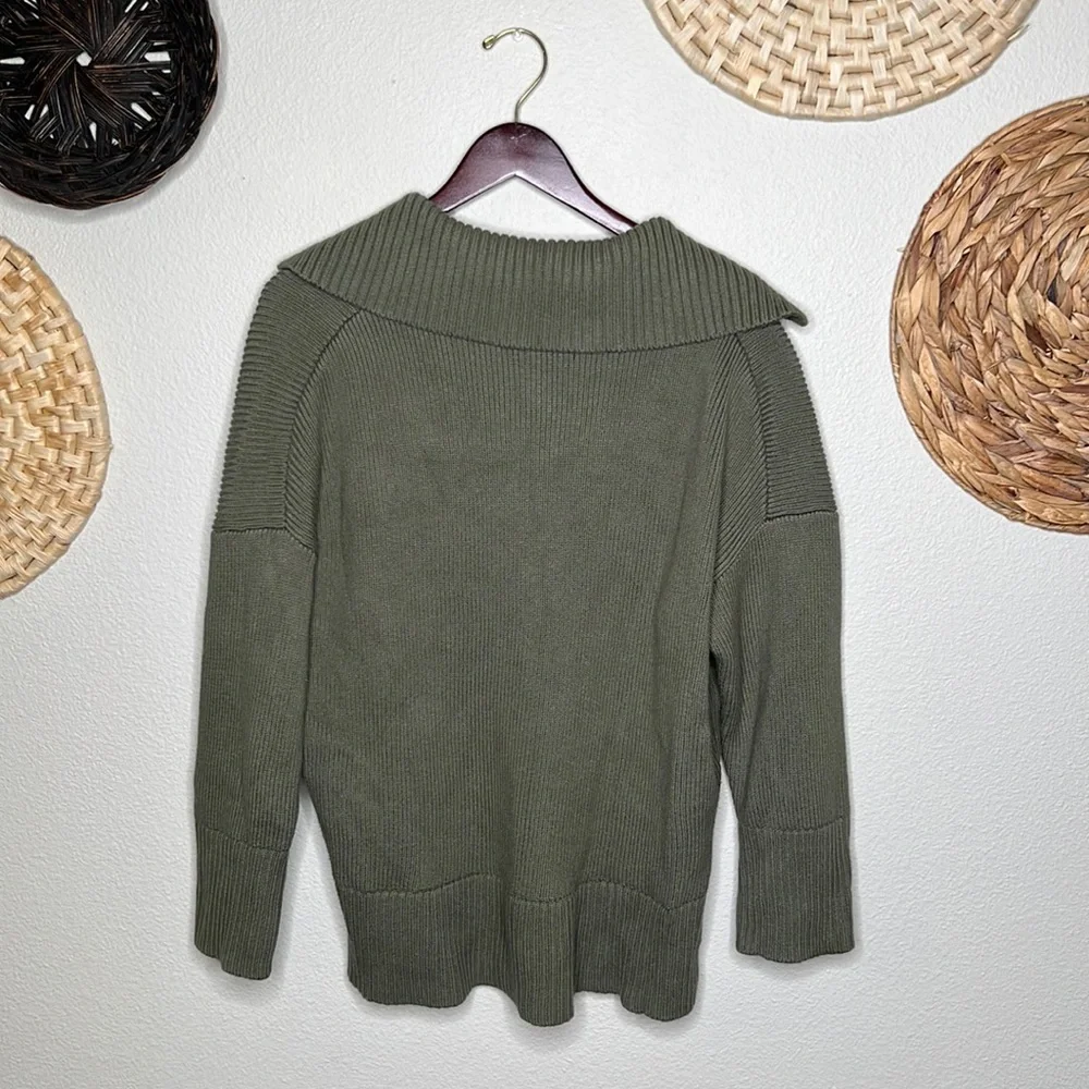 Abercrombie & Fitch Notch-neck Sweater - Picture 2 of 4